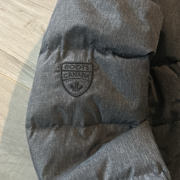 Down filled Roots winter jacket - Picture 5 of 5